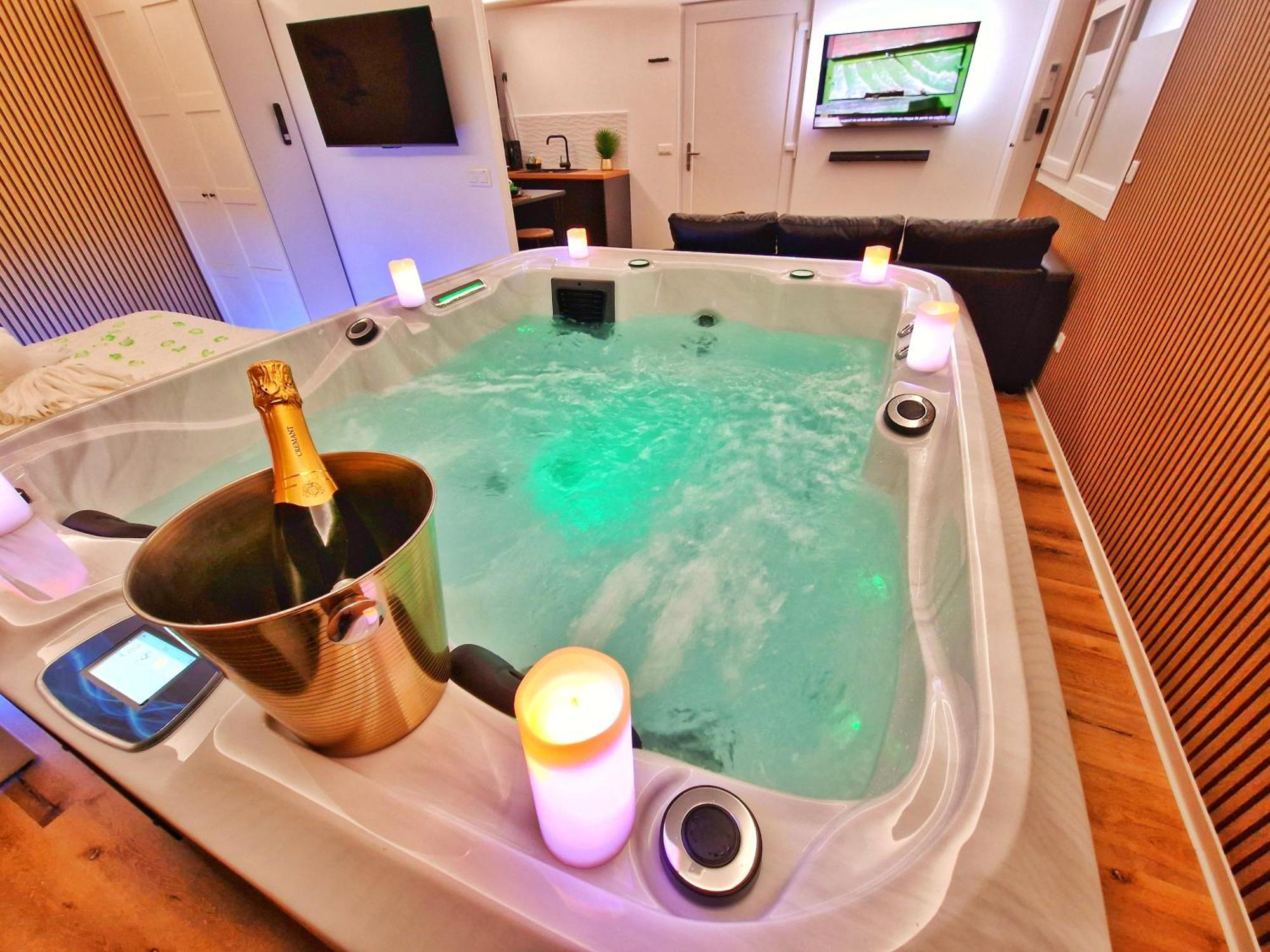 Relax Spa-4 Pers-Jacuzzi-Parking-Jardin-Clim-Colmar Muntzenheim Luaran gambar