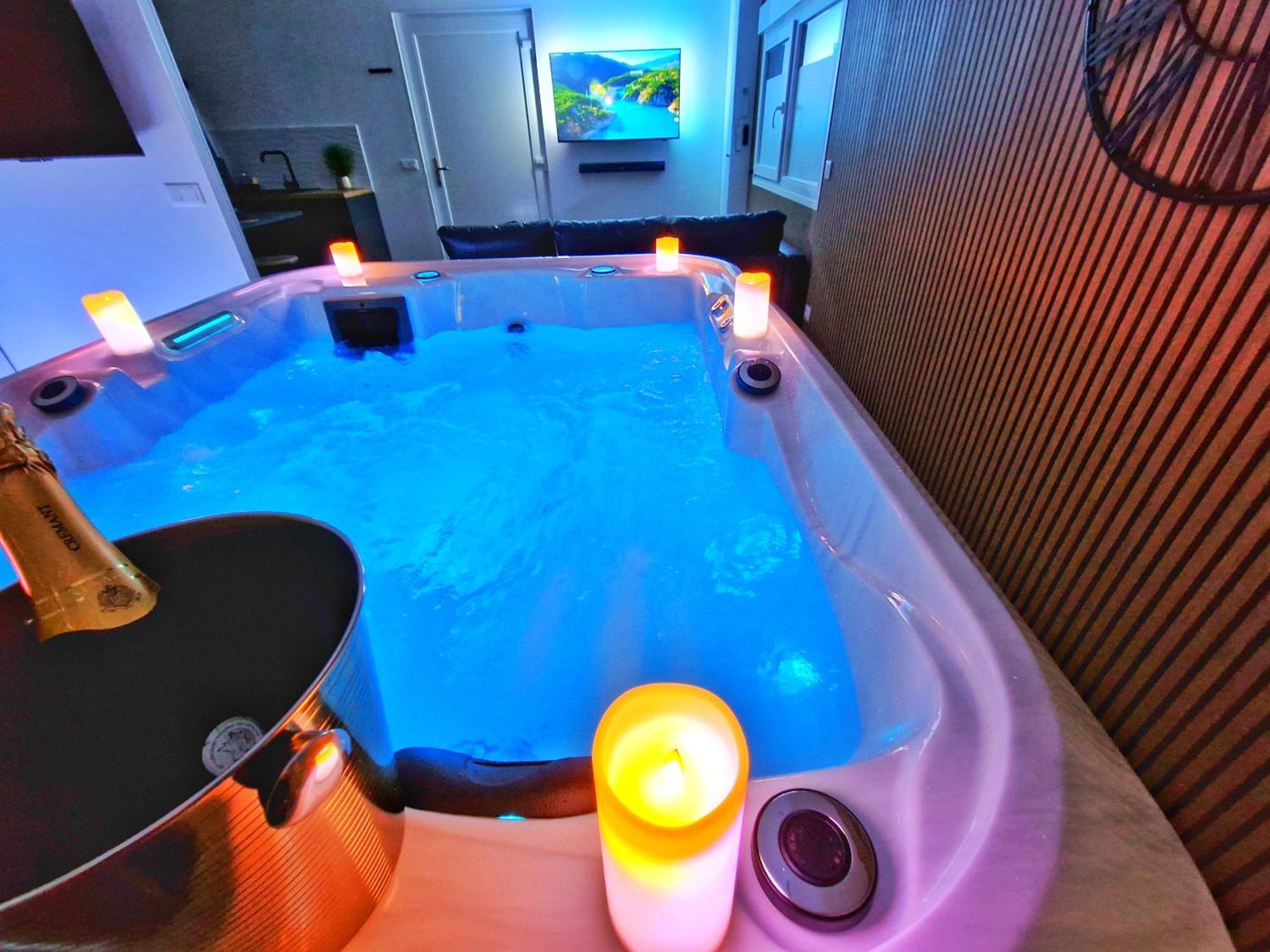 Relax Spa-4 Pers-Jacuzzi-Parking-Jardin-Clim-Colmar Muntzenheim Luaran gambar
